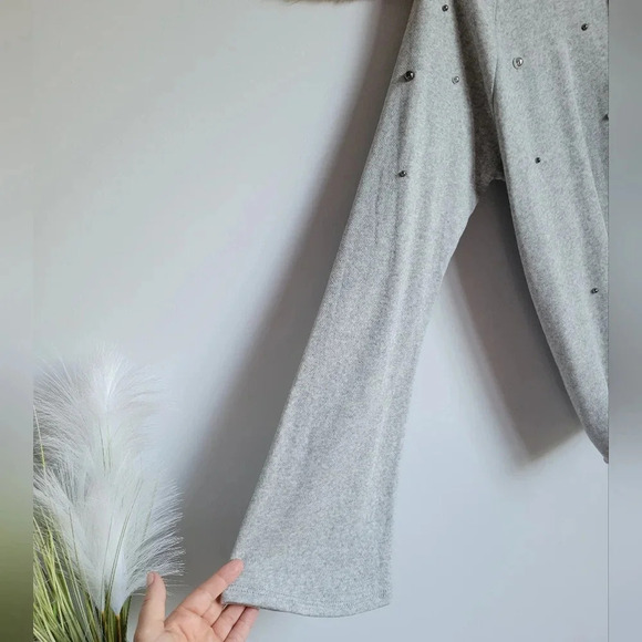 Generation Love, NWT Heather Gray Storm Pearls Hooded Hoodie Top Size Large - Picture 8 of 12